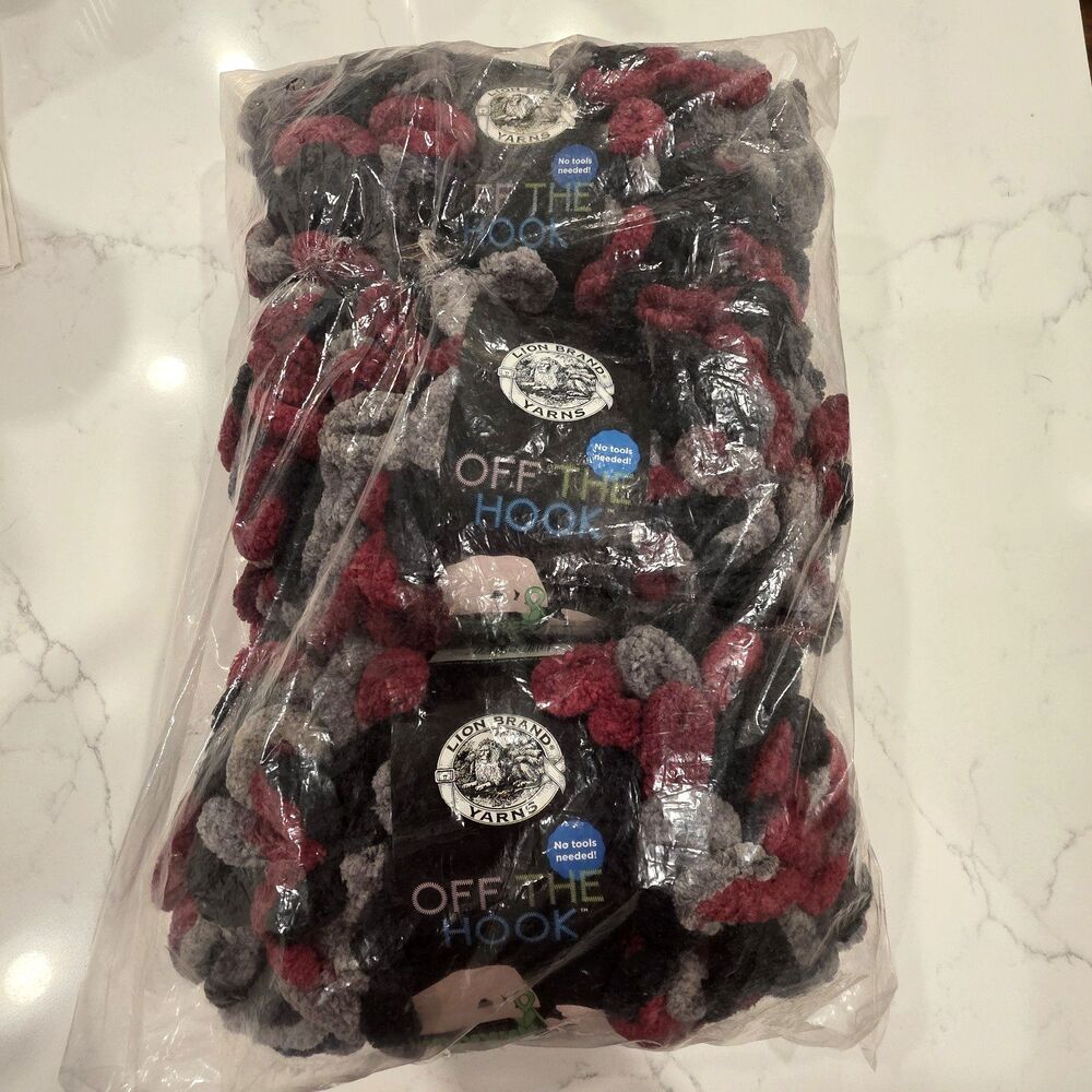 Lion Brand Yarn 516-211 Off the Hook Yarn 3 Pk Dark & Stormy 211 Lot 65212 NEW
